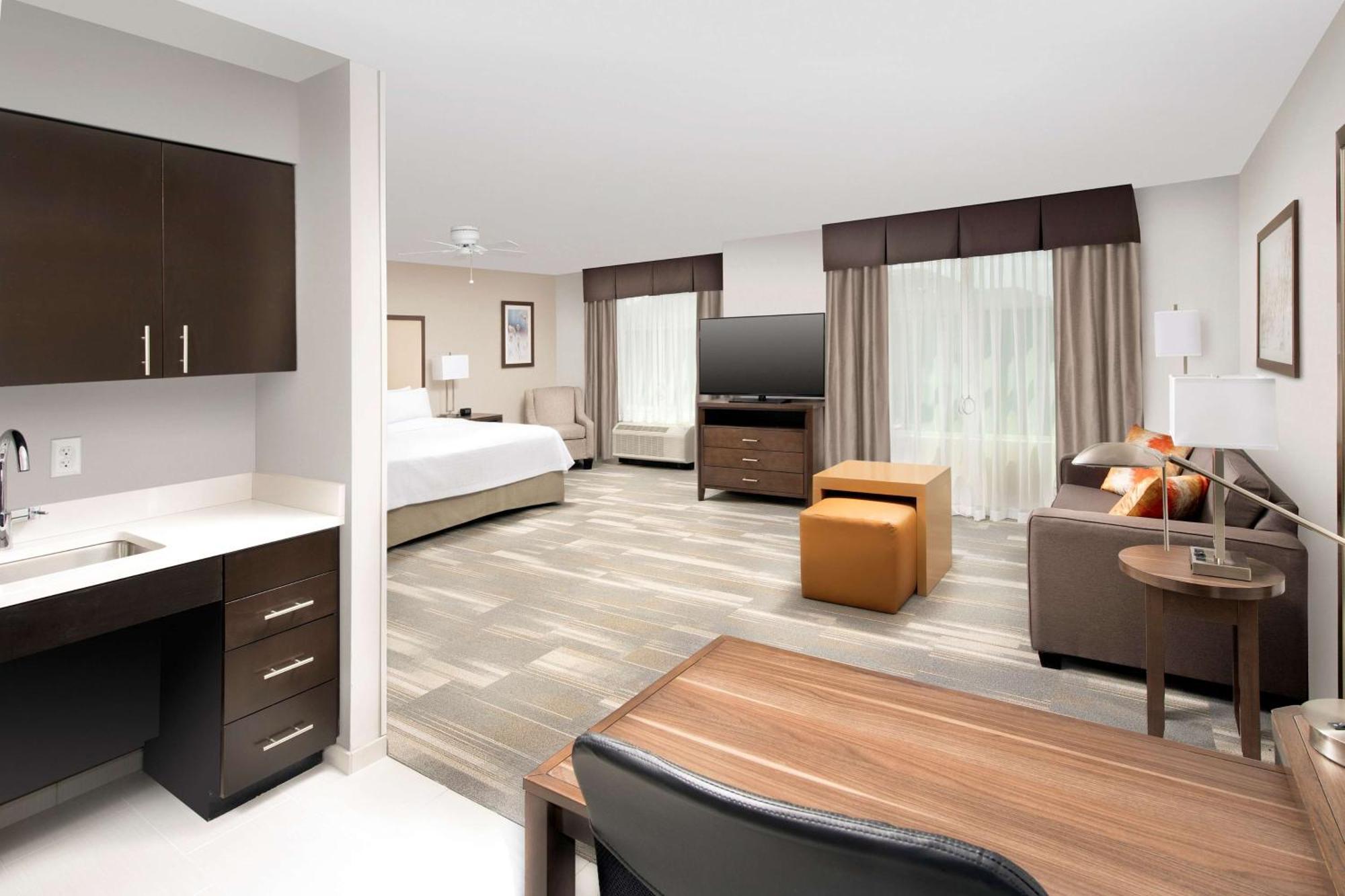 Homewood Suites By Hilton Kansas City Speedway Exterior foto